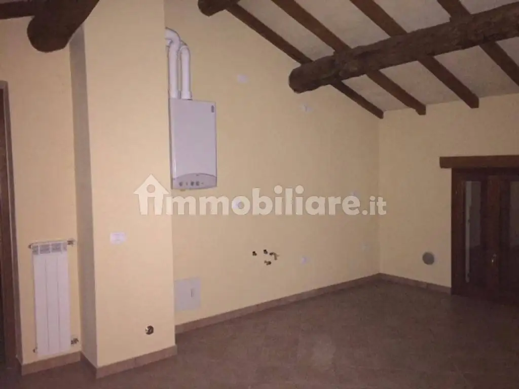 Appartamento in affitto a Ostiano