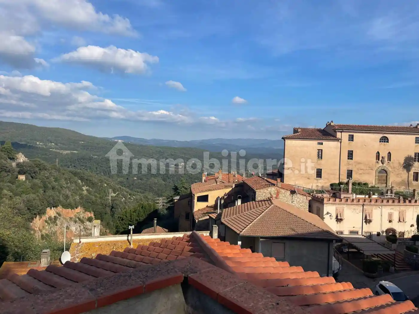 Appartamento in vendita a Sassetta