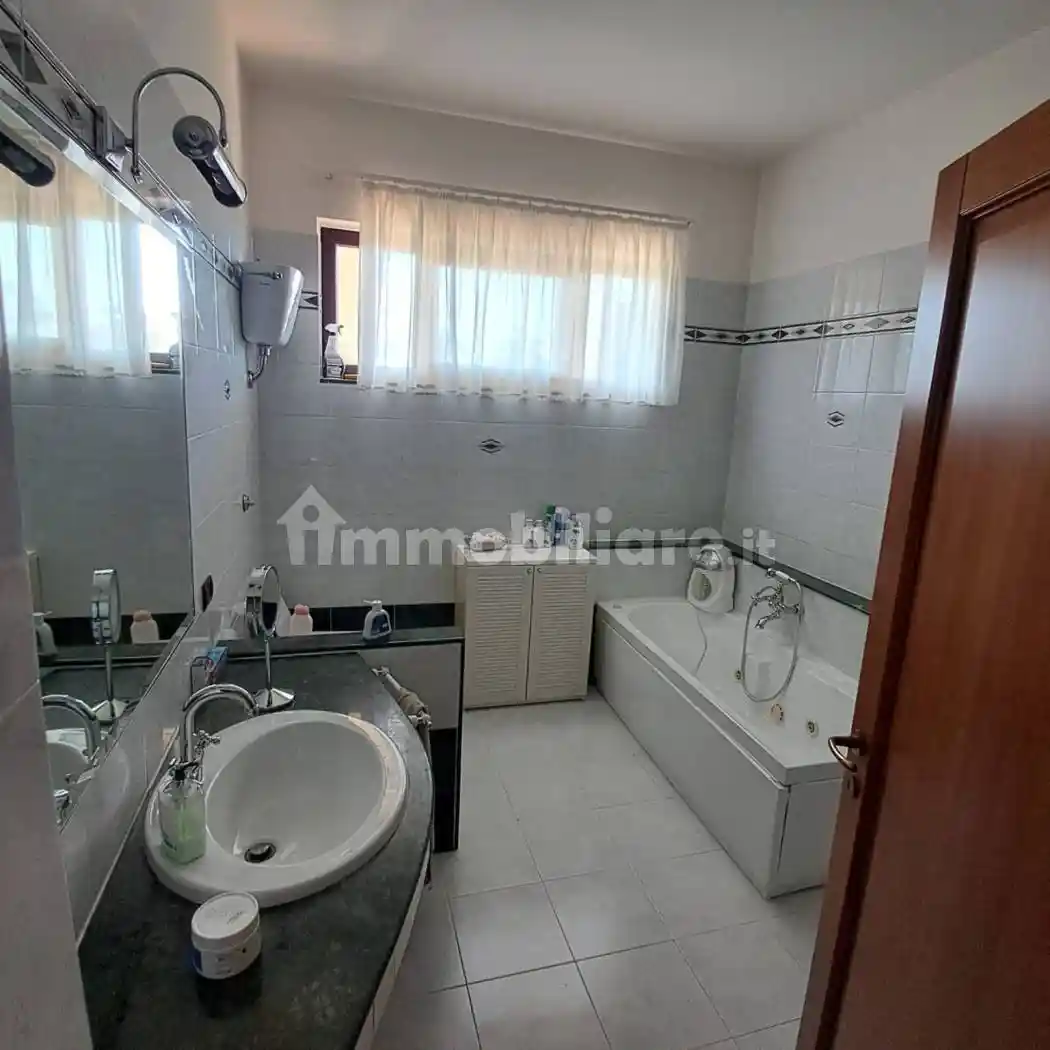 Villa unifamiliare Strada Lunga, Nascosa, Latina - foto 5