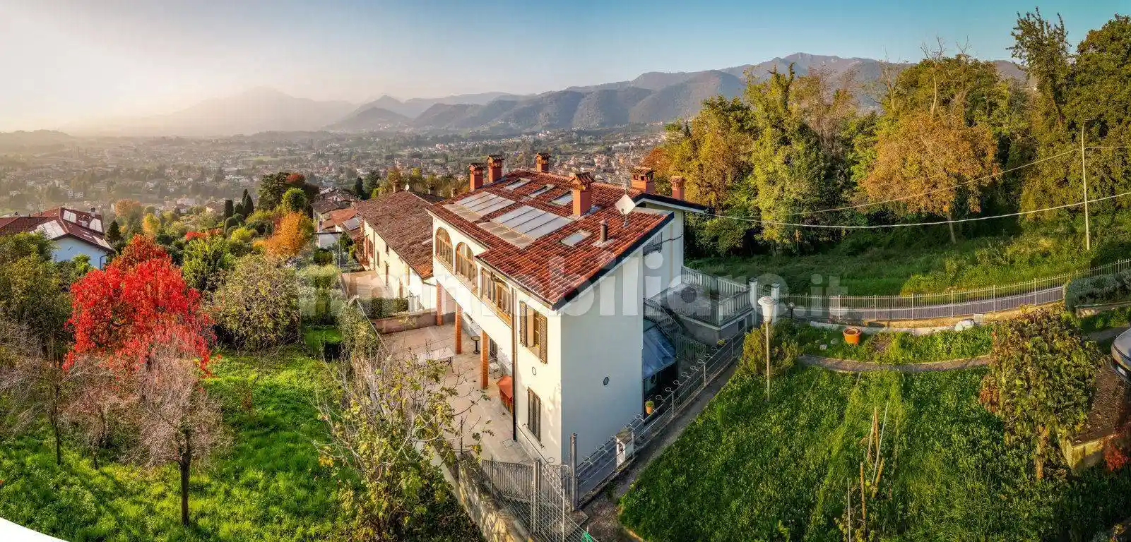 Villa in vendita a Ponteranica
