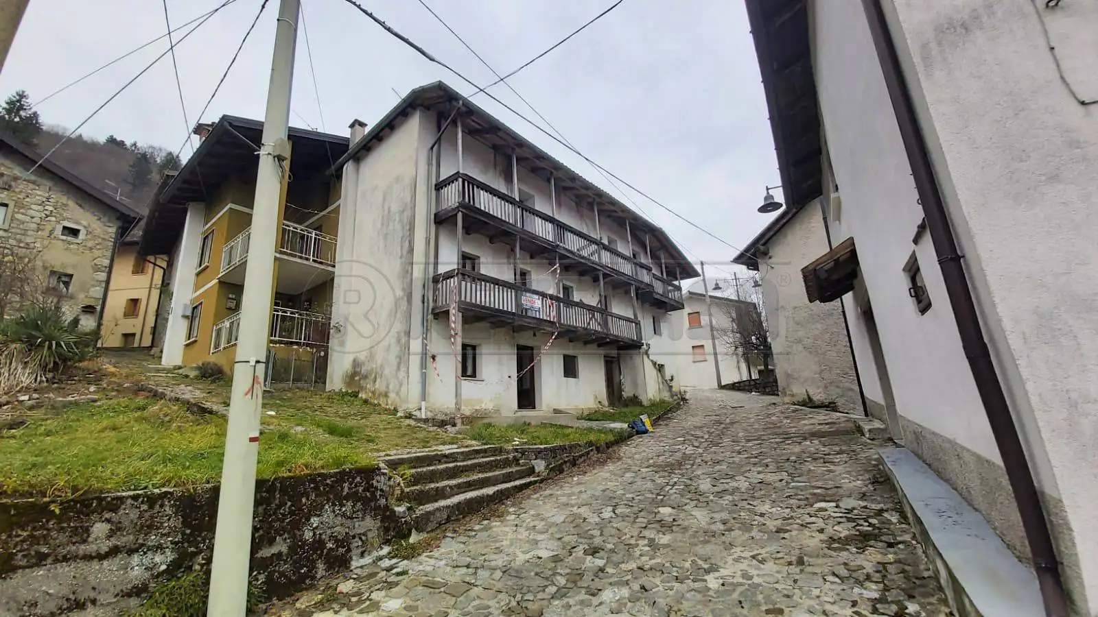 Appartamento in vendita a Savogna