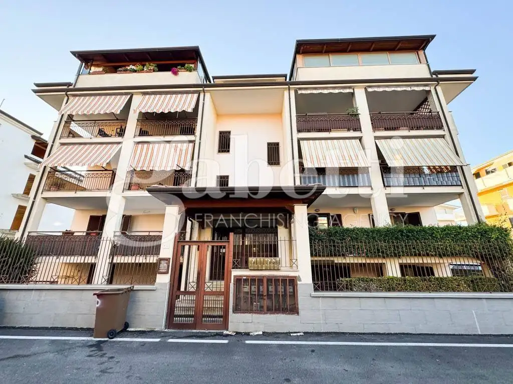 Appartamento in vendita a Trentola-Ducenta