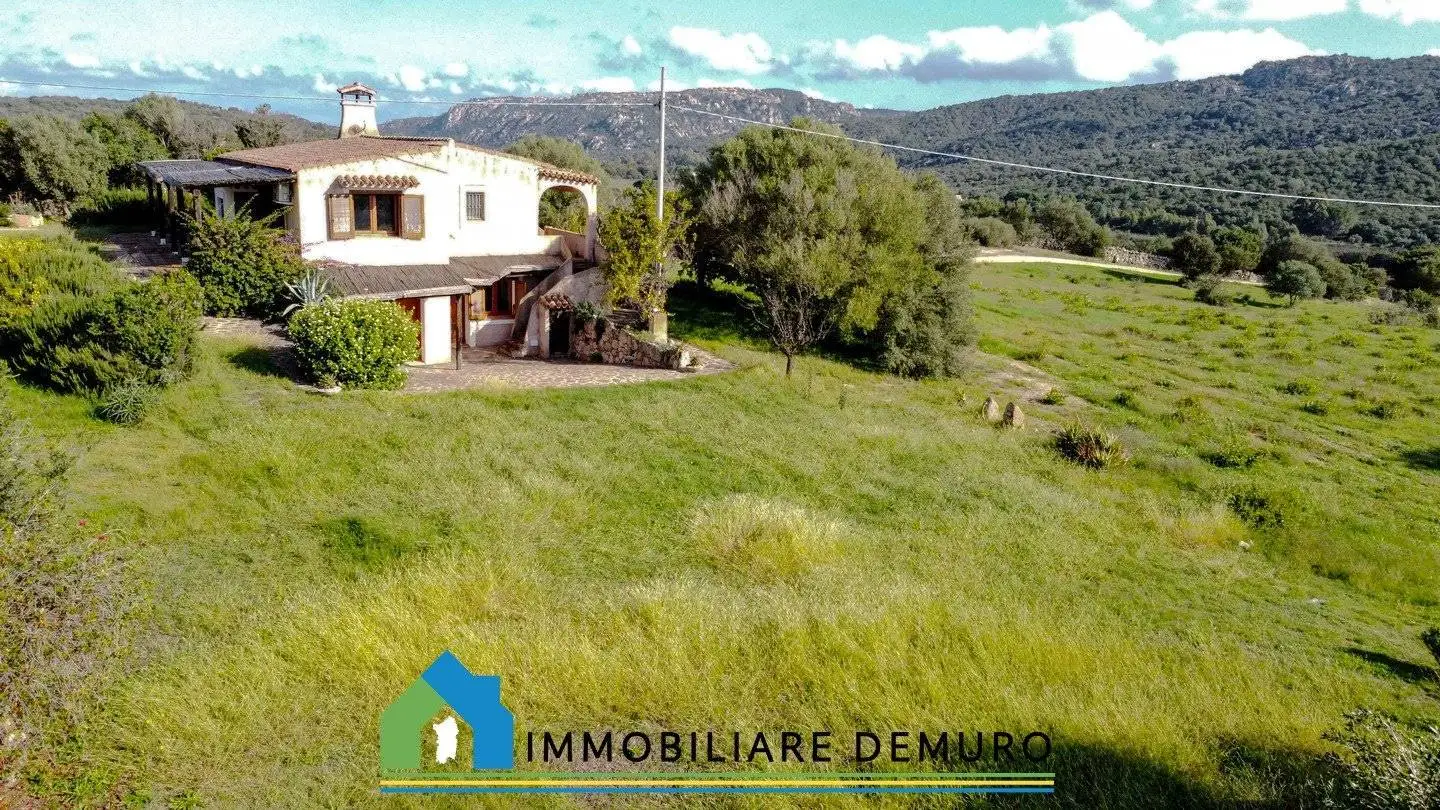 Rustico - Casale in vendita a Olbia