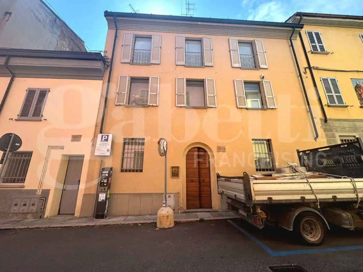 Casa indipendente in vendita a Piacenza