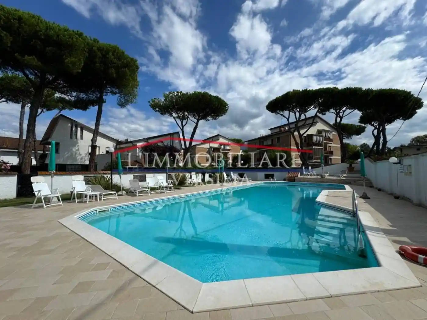 Villetta a schiera in vendita a Montignoso