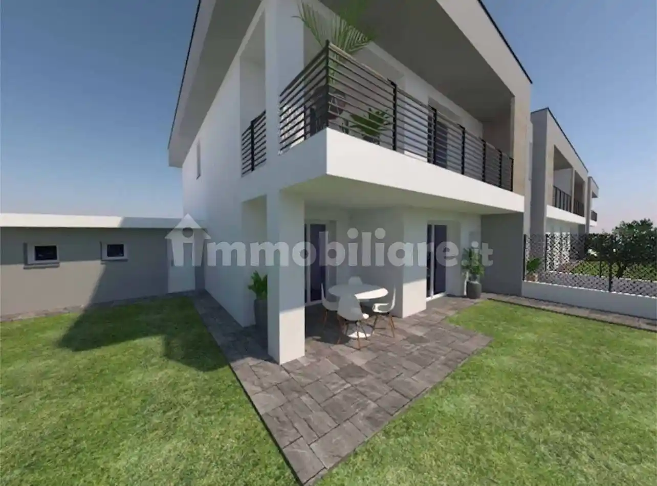 Appartamento in vendita a Bregnano