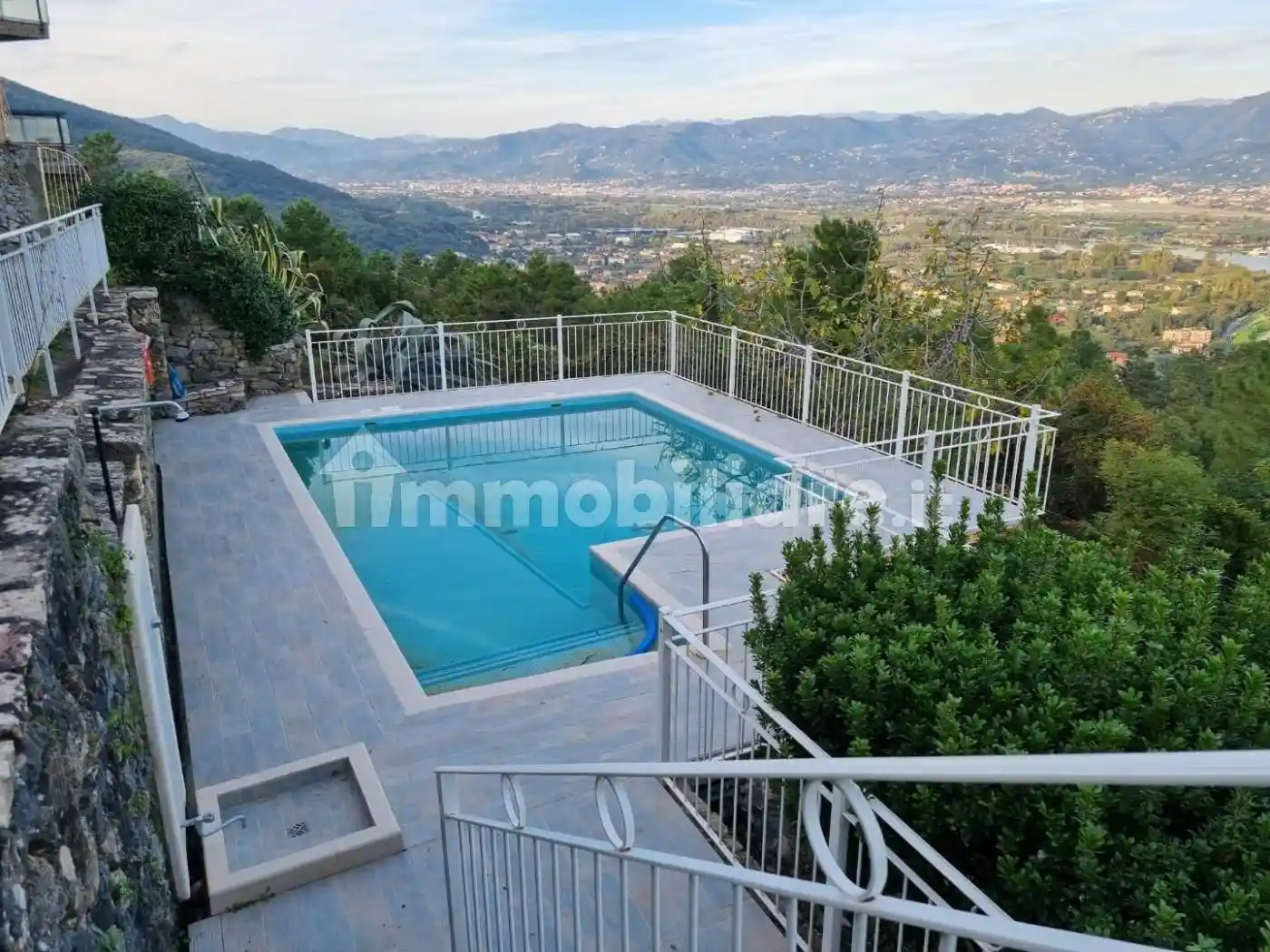 Appartamento in vendita a Ameglia