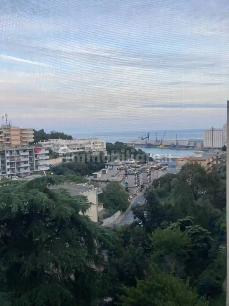 Appartamento in vendita a Savona