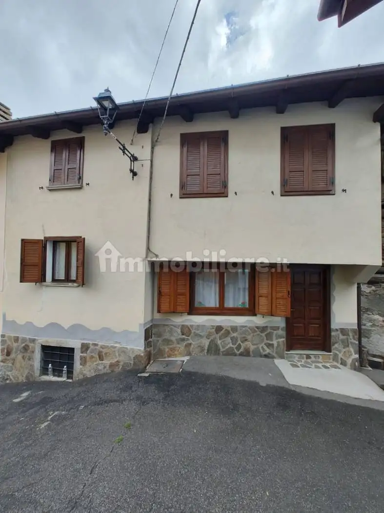 Appartamento in vendita a Vione