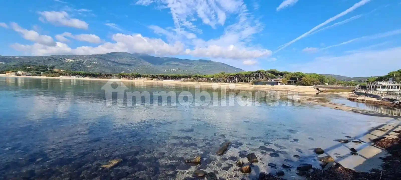 Appartamento in vendita a Campo nell'Elba
