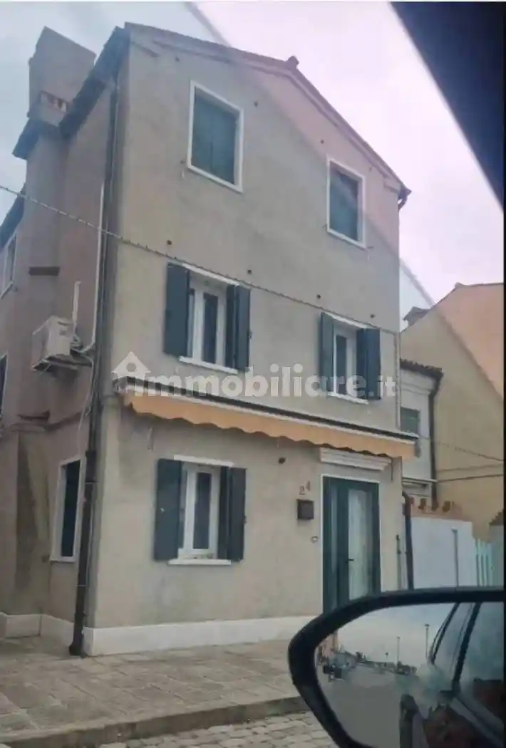 Palazzo - Edificio in vendita a Cavallino-Treporti