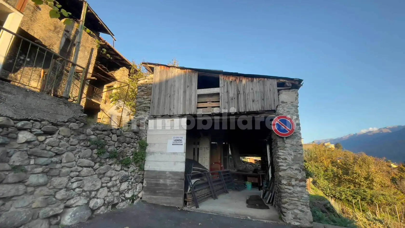 Rustico - Casale in vendita a Poggiridenti