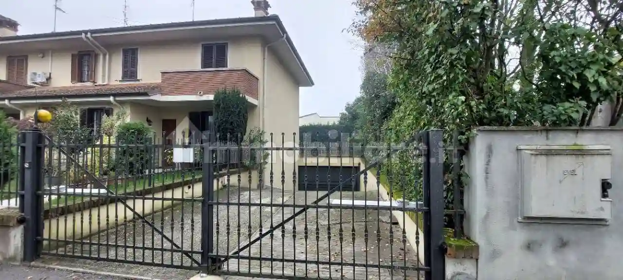 Villetta a schiera - foto 2