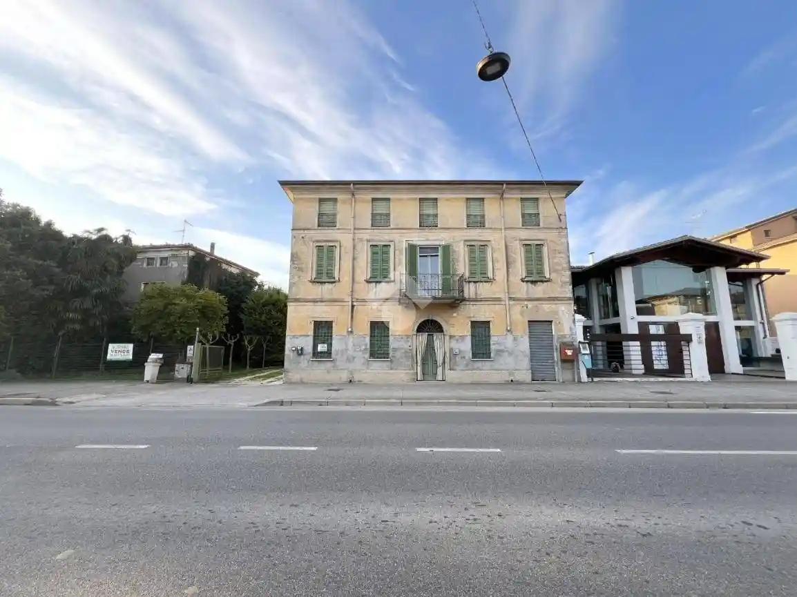 Villa in vendita a Asola