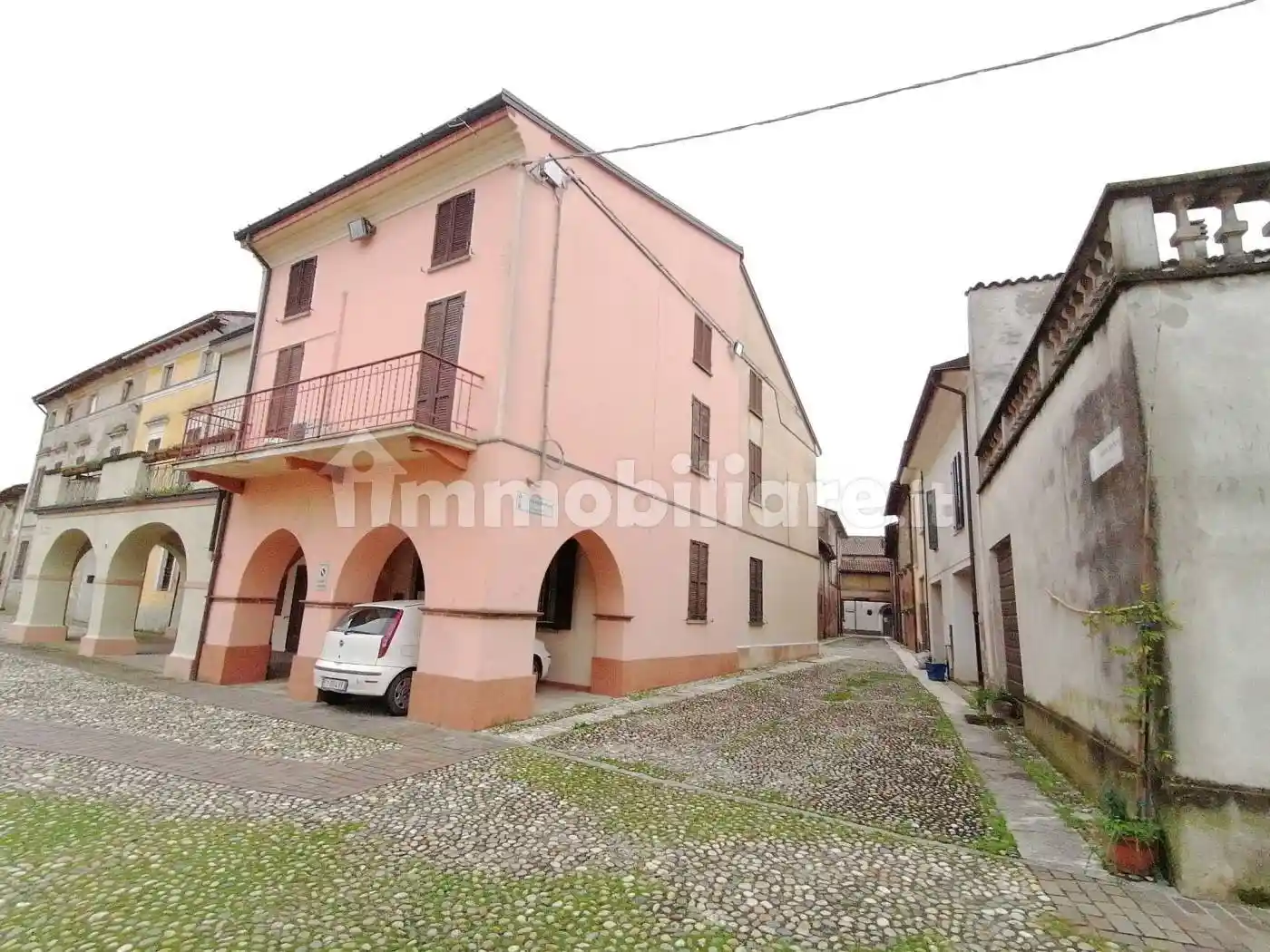 Casa indipendente in vendita a Scandolara Ravara