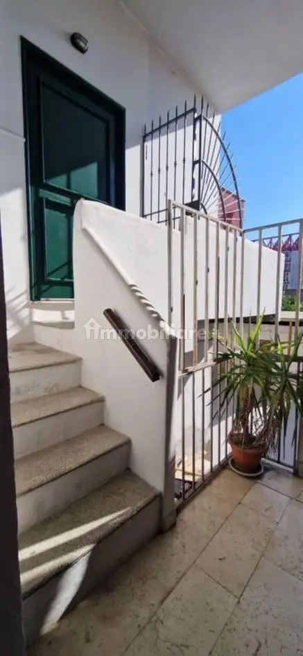 Appartamento in affitto a Napoli