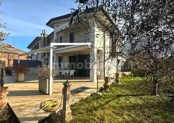 Villa in vendita a Perugia