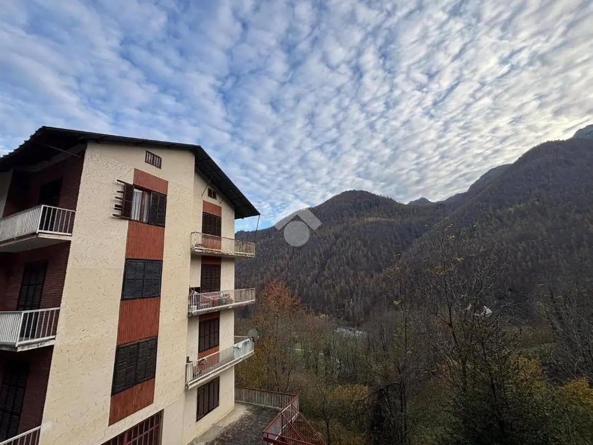 Quadrilocale frazione Cresto 9, Centro, Ala di Stura - foto 2