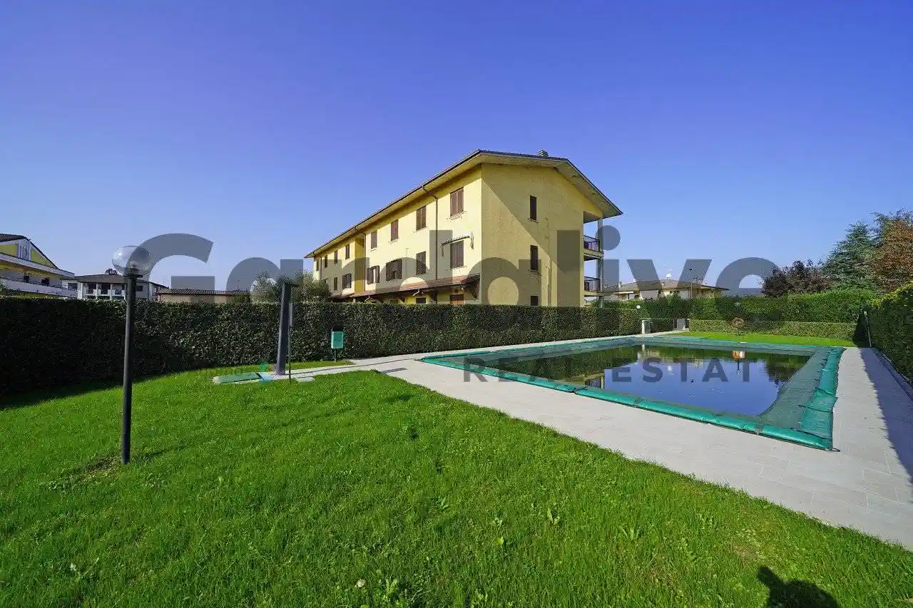 Appartamento in vendita a Sirmione