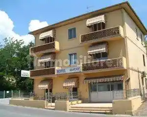 Palazzo - Edificio in vendita a Massarosa