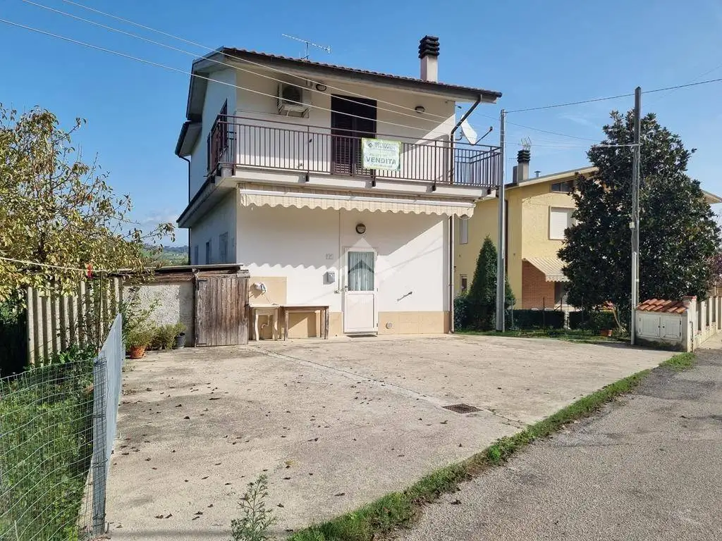 Terratetto unifamiliare Contrada Piane Vomano 27, Cermignano - foto 3