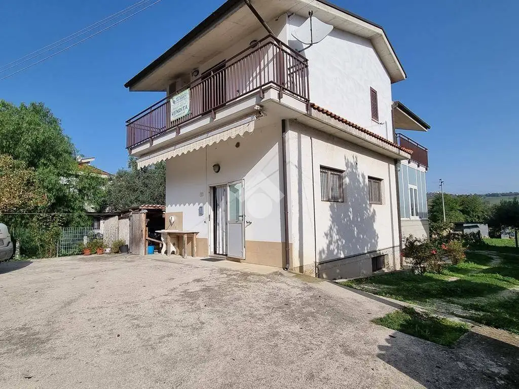 Terratetto unifamiliare Contrada Piane Vomano 27, Cermignano - foto 5