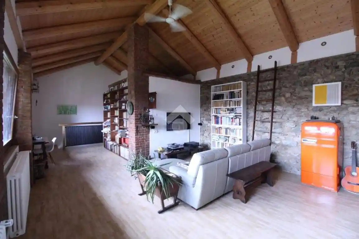 Casa indipendente - foto 2