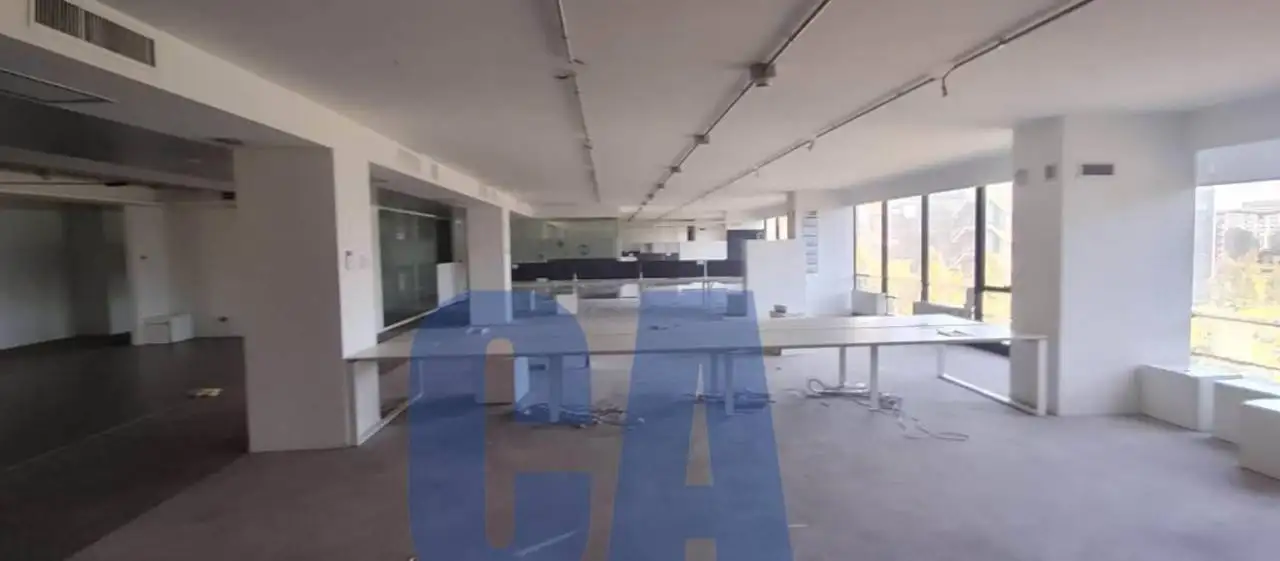 Palazzo - Edificio in Affitto - foto 4