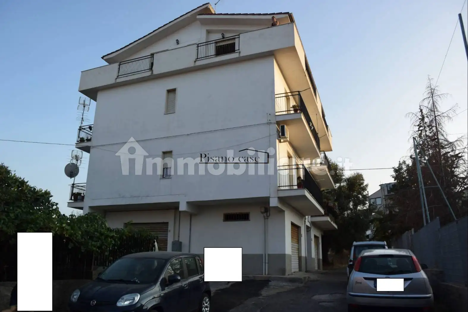 Palazzo - Edificio in vendita a Cariati