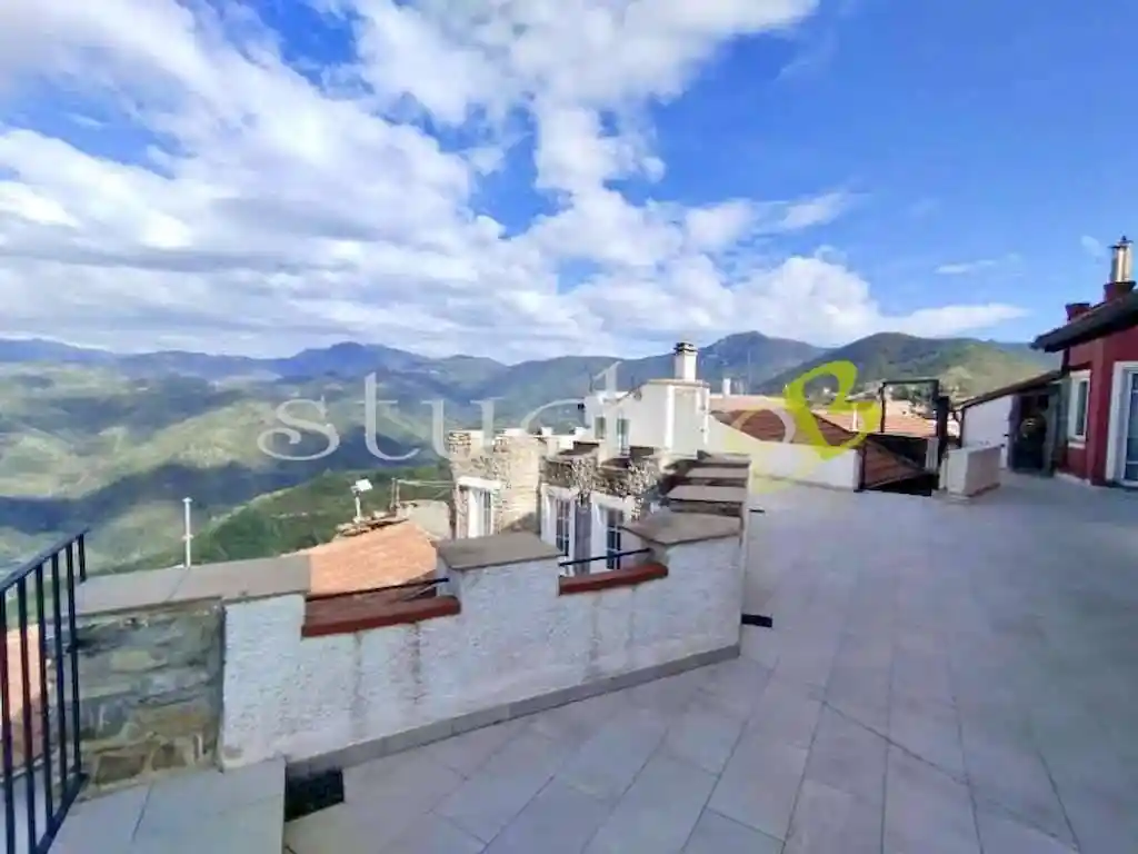 Appartamento in vendita a Perinaldo