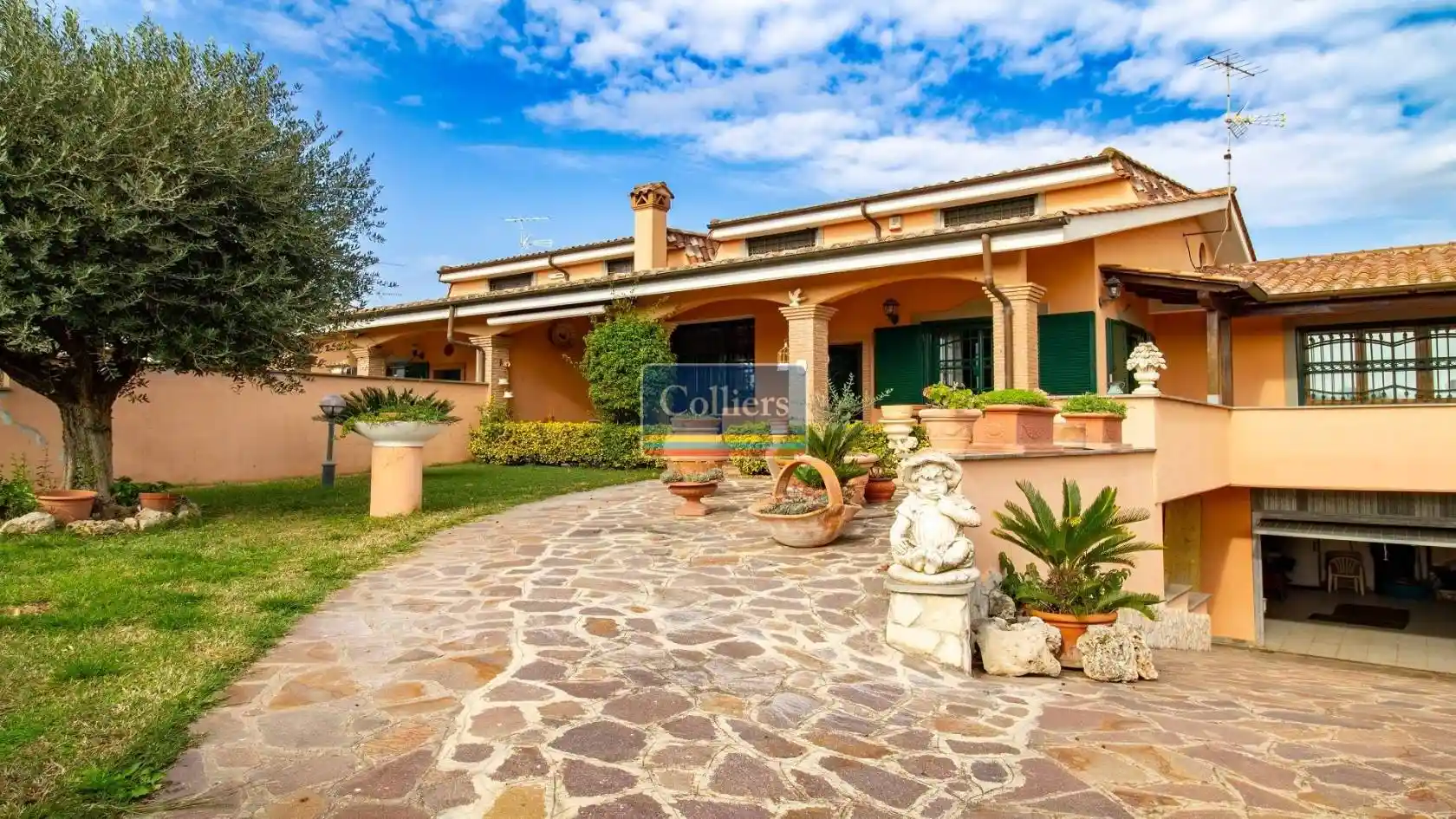 Villa in vendita a Pomezia