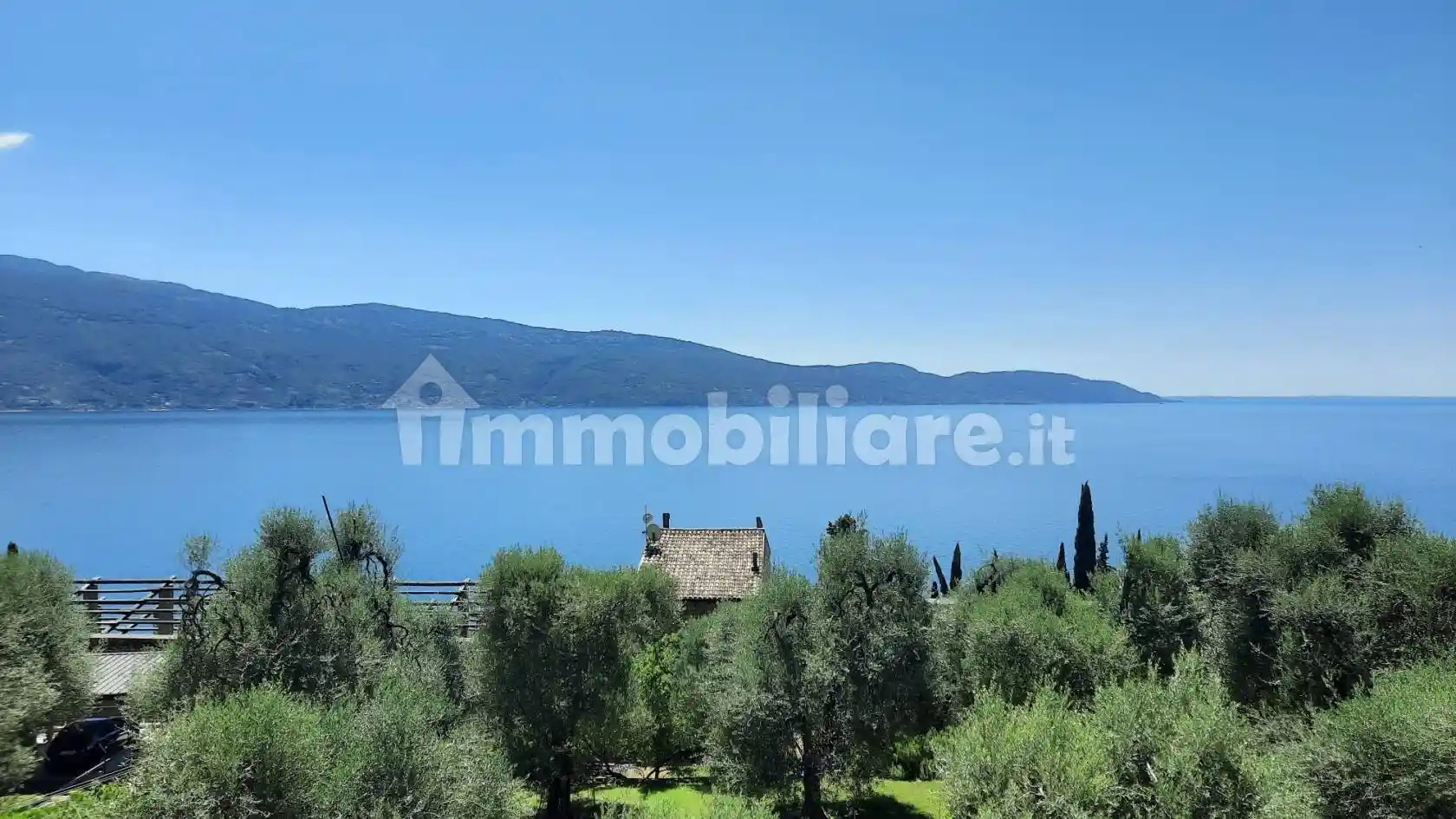 Villa in vendita a Gargnano