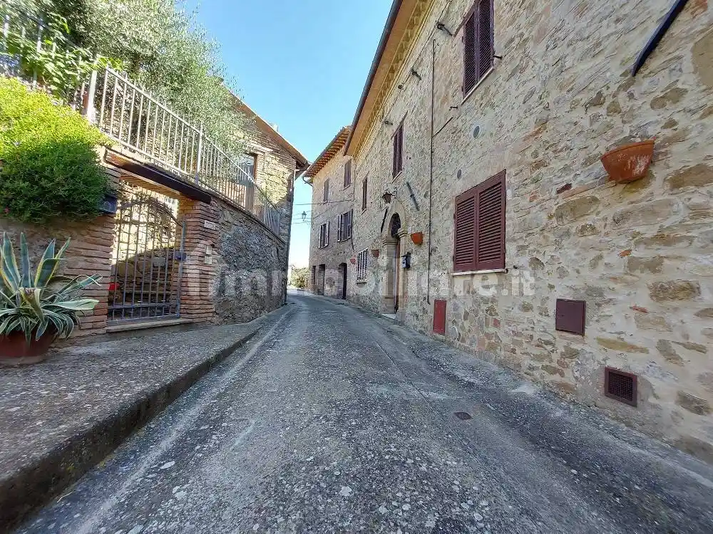 Casa indipendente in vendita a Perugia