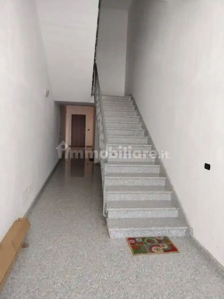 Quadrilocale via Bengasi, Locri - foto 3