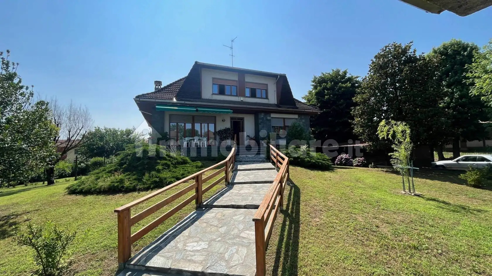 Villa in vendita a Castello d'Agogna