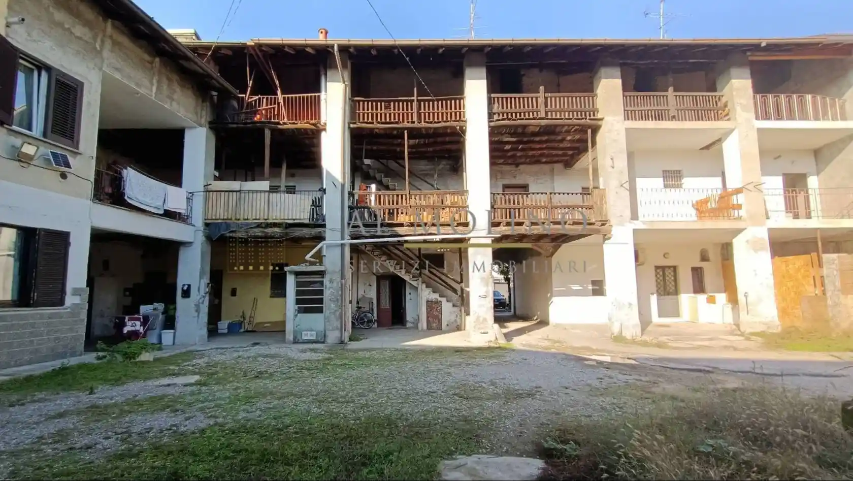 Rustico - Casale in vendita a Rovello Porro