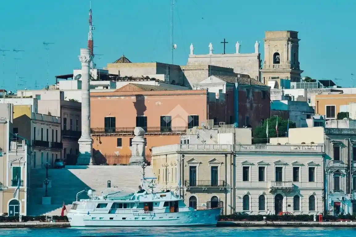 Casa indipendente in vendita a Brindisi