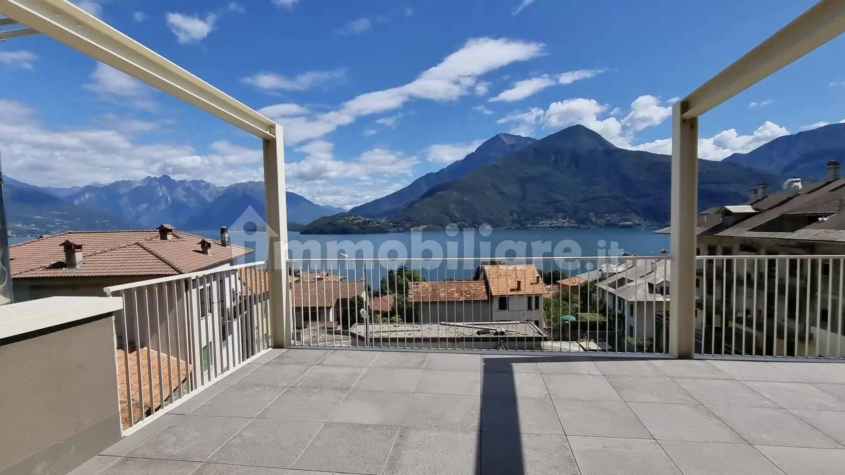 Appartamento in vendita a Musso