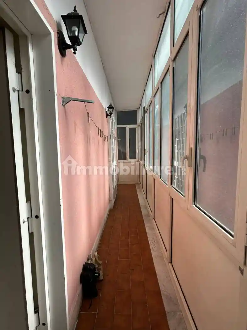 Trilocale buono stato, piano rialzato, Pianura, Napoli - foto 2