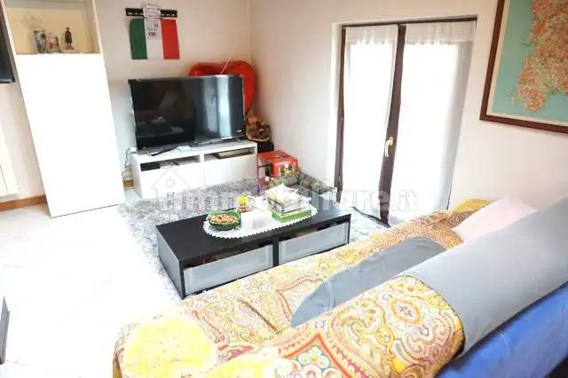 Trilocale via Monsignor A. Cattaneo, Carvico - foto 3