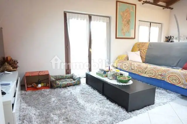 Trilocale via Monsignor A. Cattaneo, Carvico - foto 4