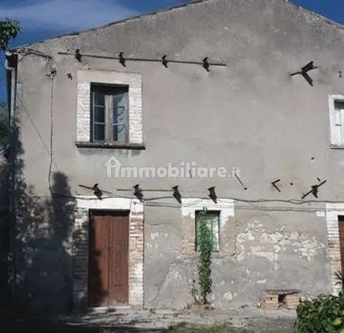 Villa in vendita a Serramonacesca