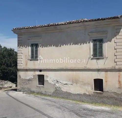 Rustico - Casale in vendita a Roccamontepiano