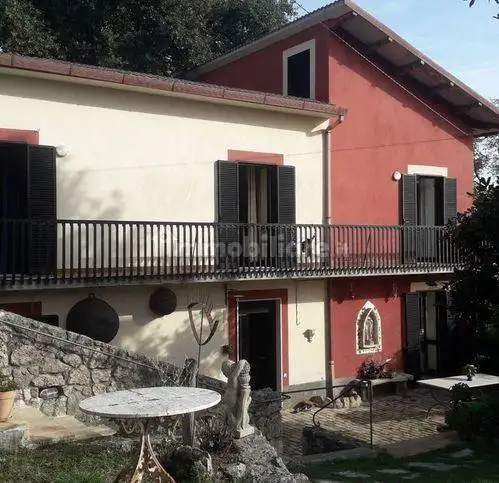 Villa in vendita a Roccamontepiano