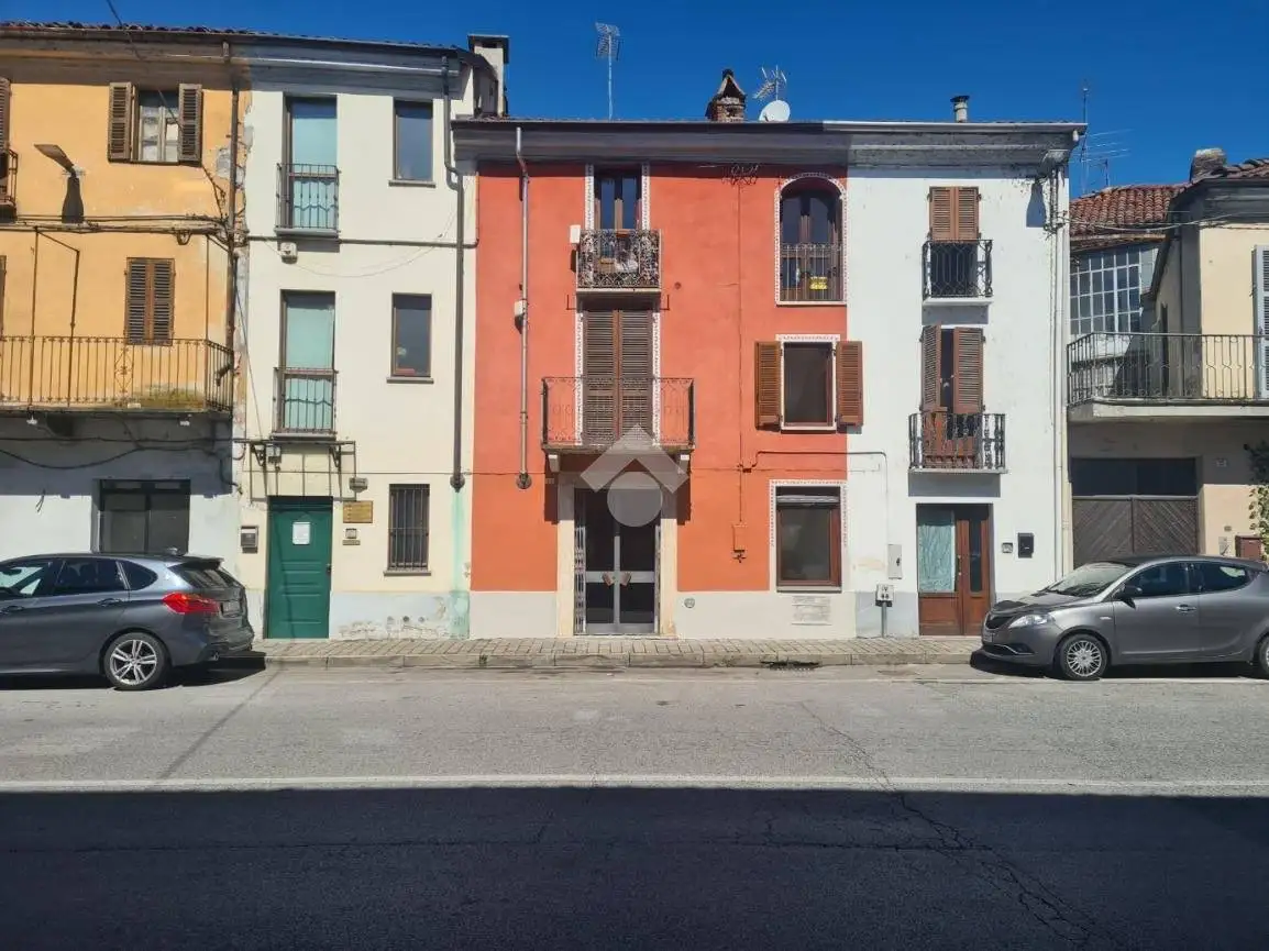 Palazzo - Edificio in vendita a Castello di Annone