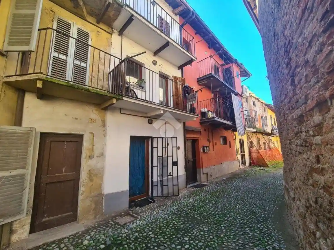 Palazzo - Edificio in Vendita - foto 2