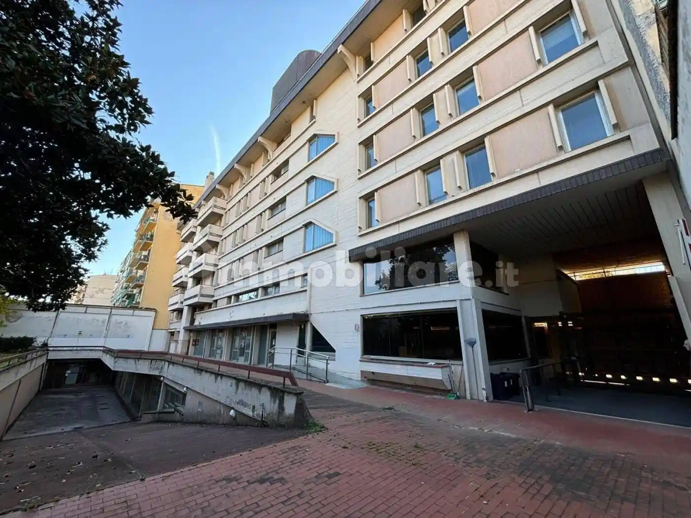 Palazzo - Edificio in affitto a Firenze