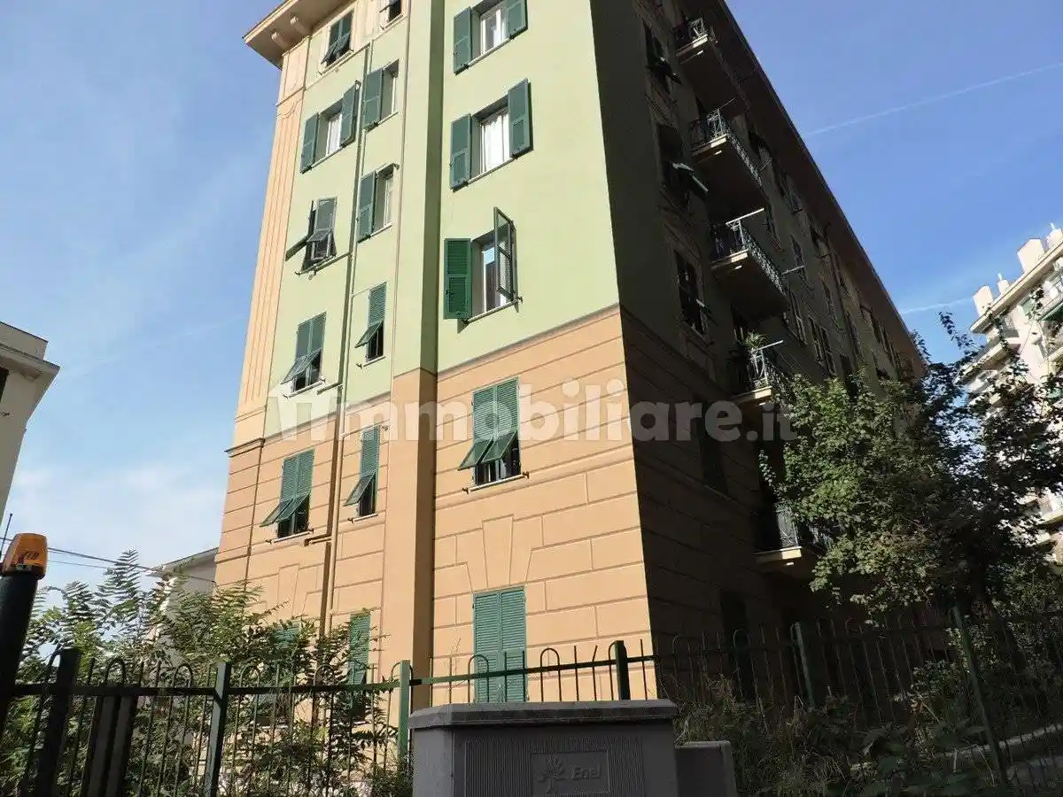 Appartamento in vendita a Genova