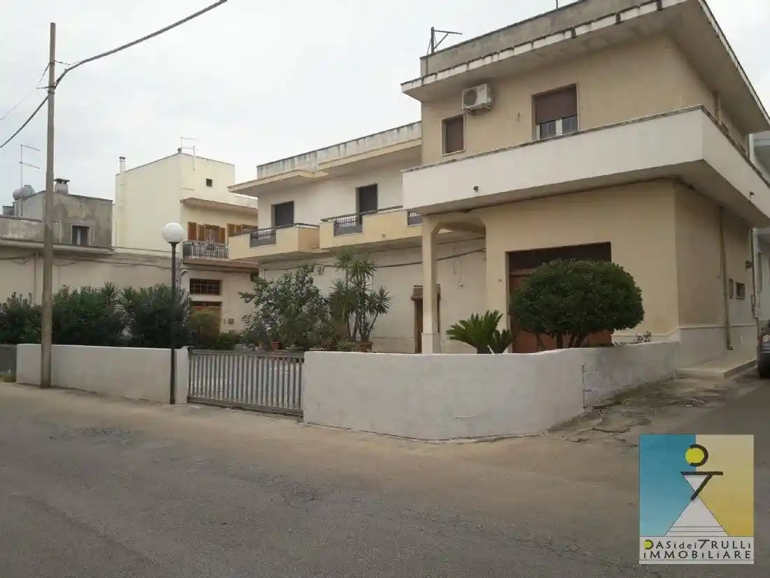 Casa indipendente in vendita a San Michele Salentino