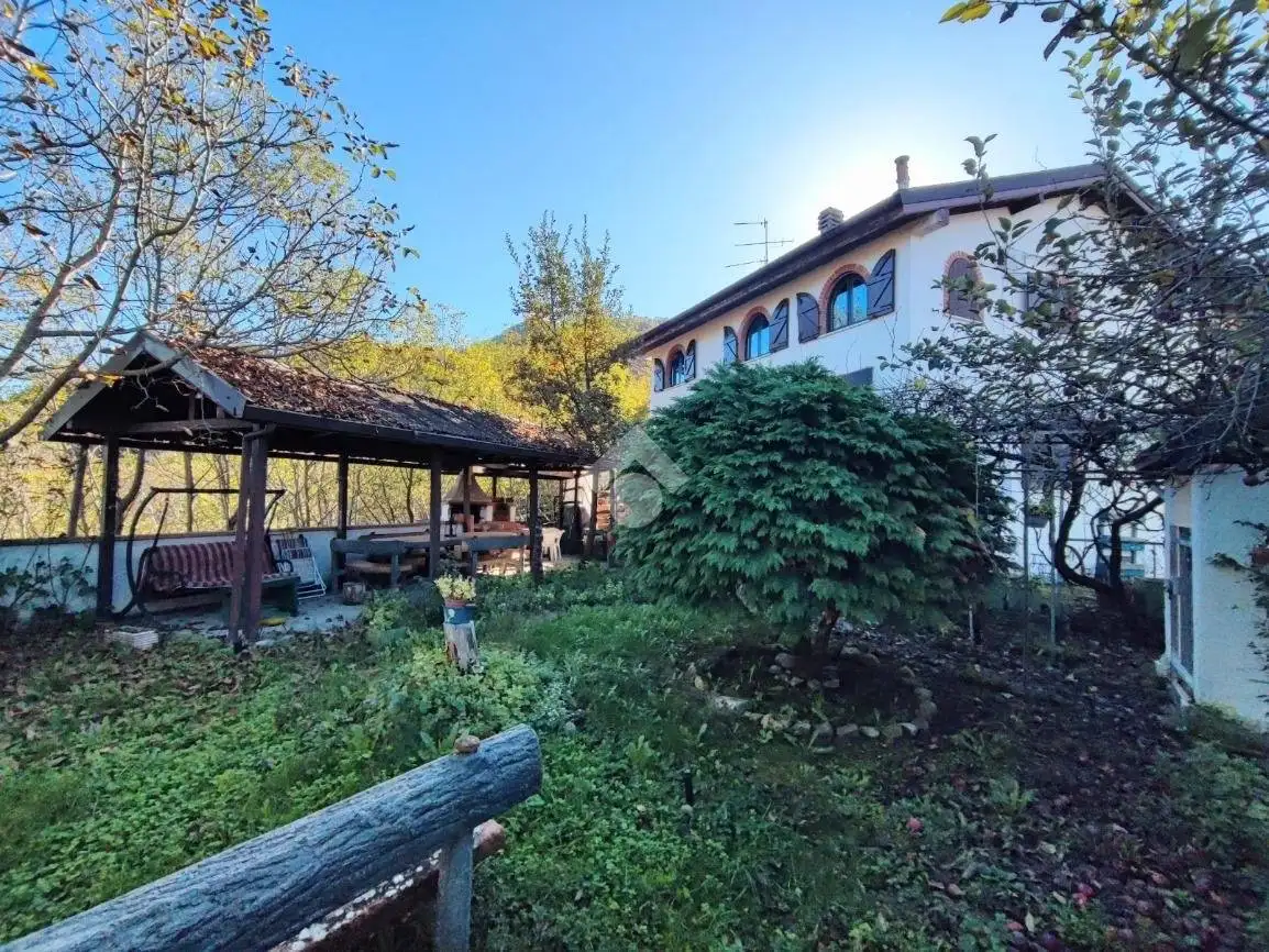 Terratetto unifamiliare frazione Gropparo 6, Dernice - foto 2